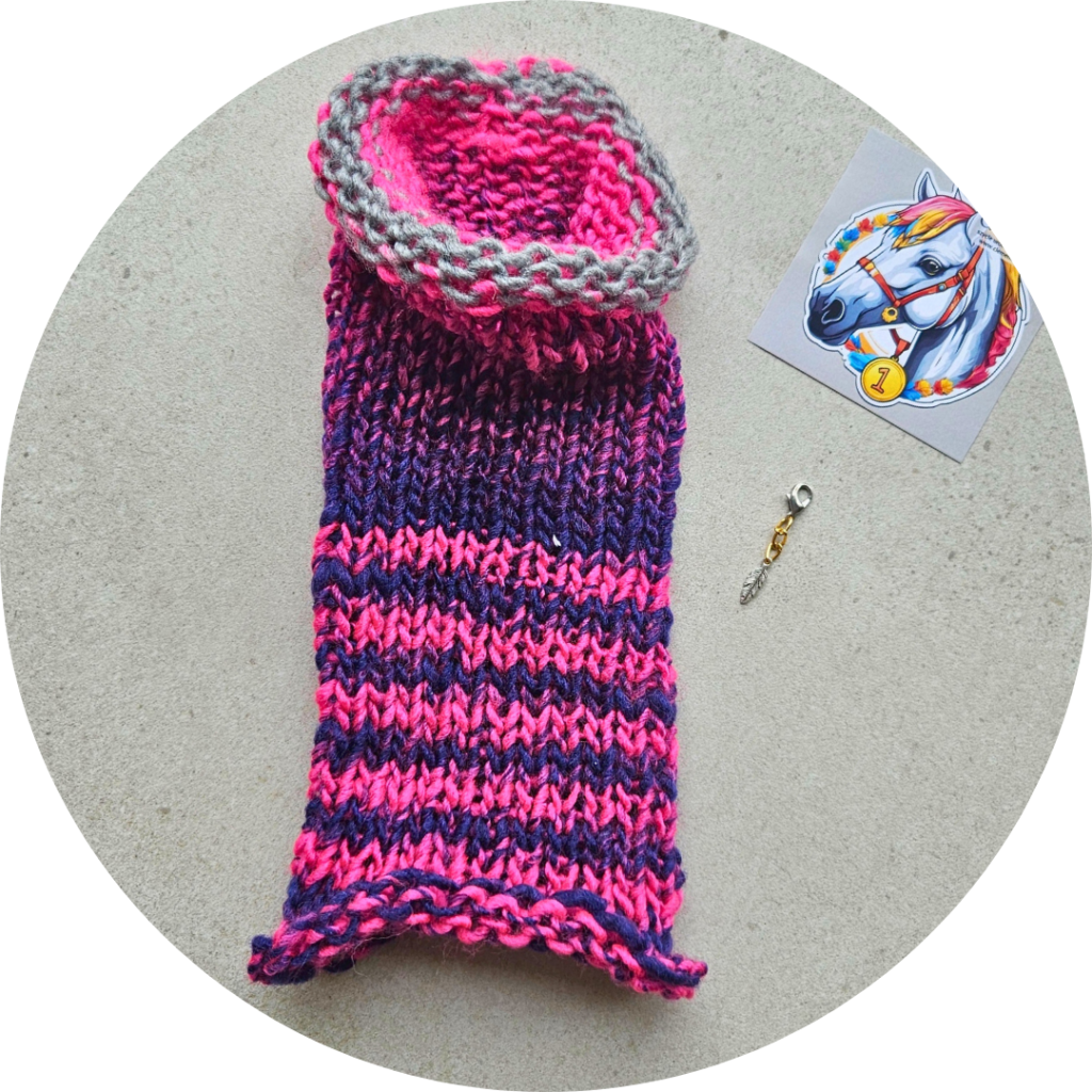 Komin dla hobby horsa Granatowy Róż