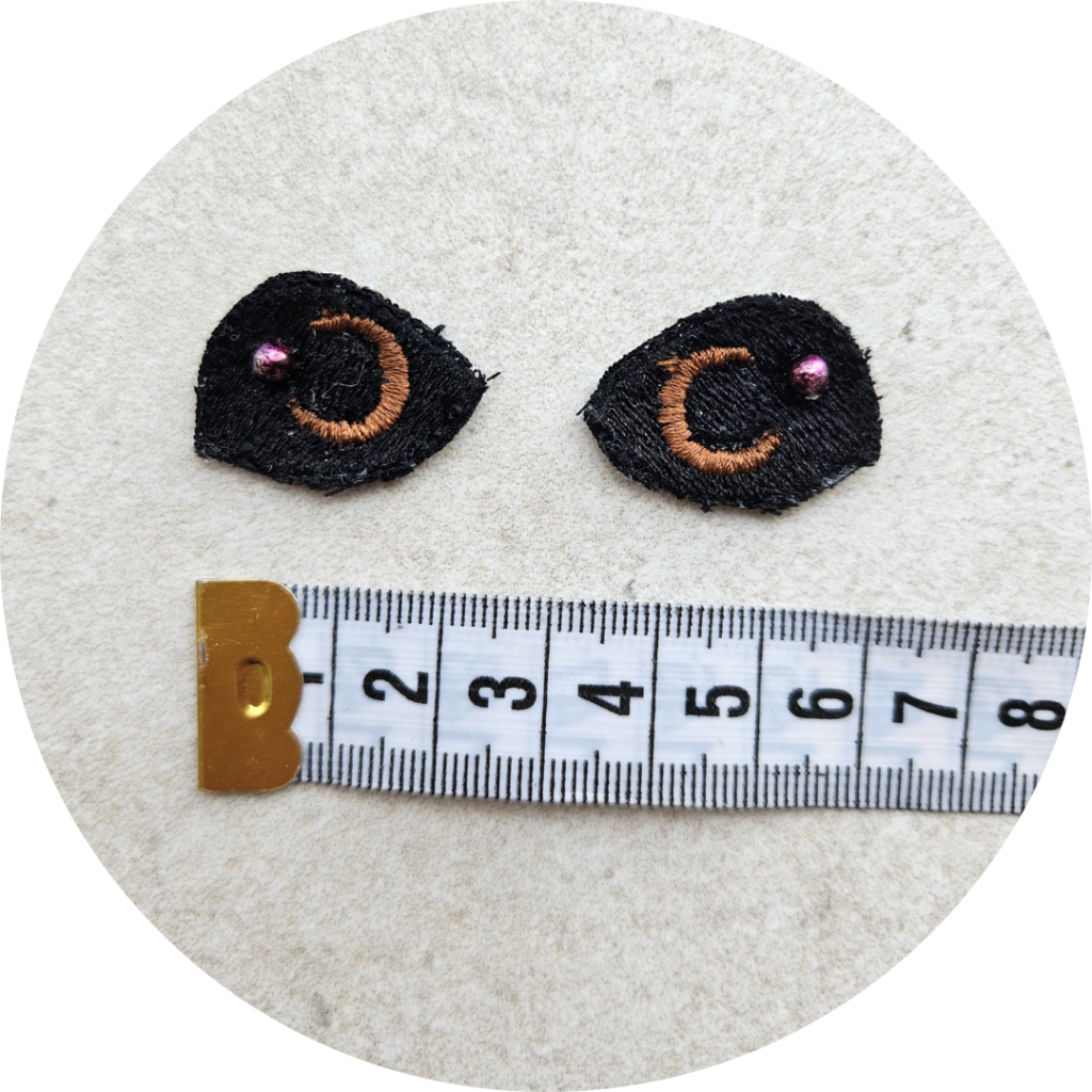 Oczy dla konika A4 brąz