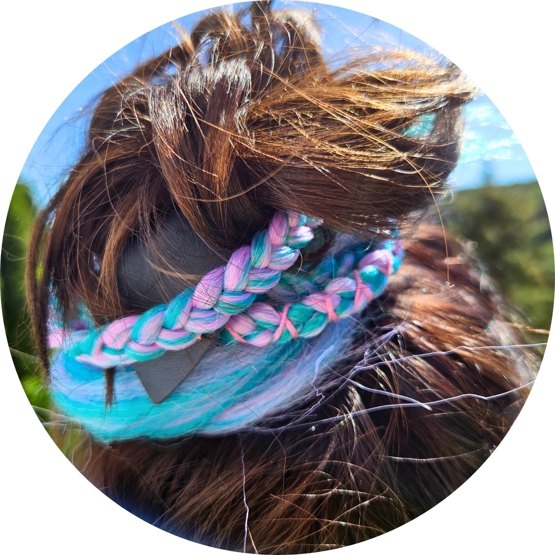 Warkoczyki na gumce niebieskie - obrazek 7