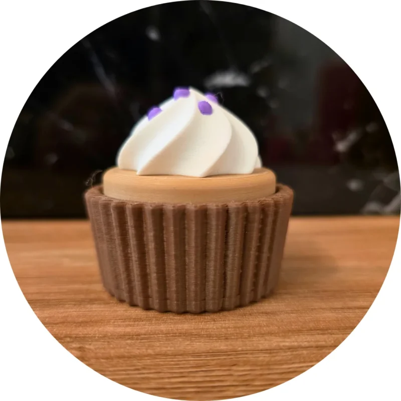 Babeczka clicker śmietankowa